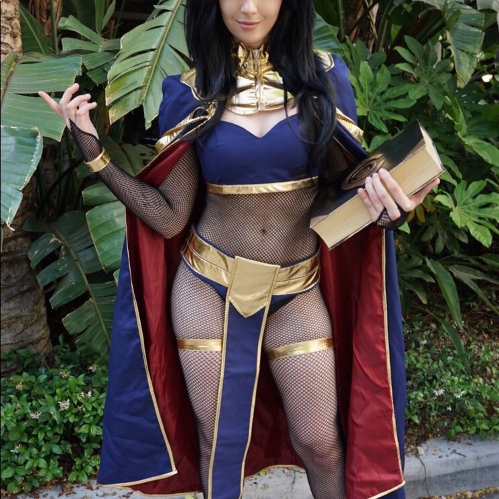 Tharja cosplay